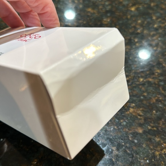 Chanel Mini Lipstick Motif Makeup Bag With Logo Zipper. Box not perfect - Picture 7 of 7